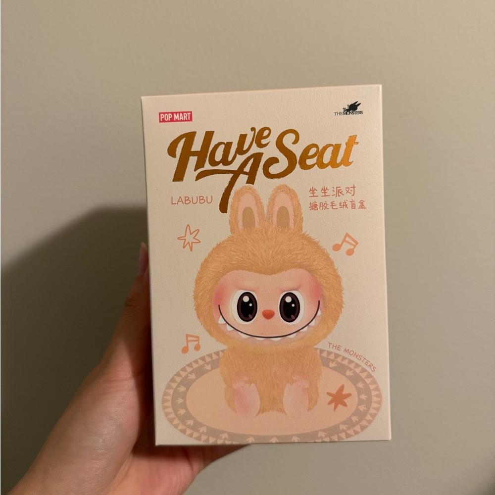 LABUBU — Sisi - Picture 2 of 5